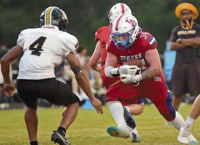 Tigers fall to DeQuincy