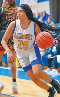Sanchez’s 41 lifts Lady Hornets over Lacassine, 67-40