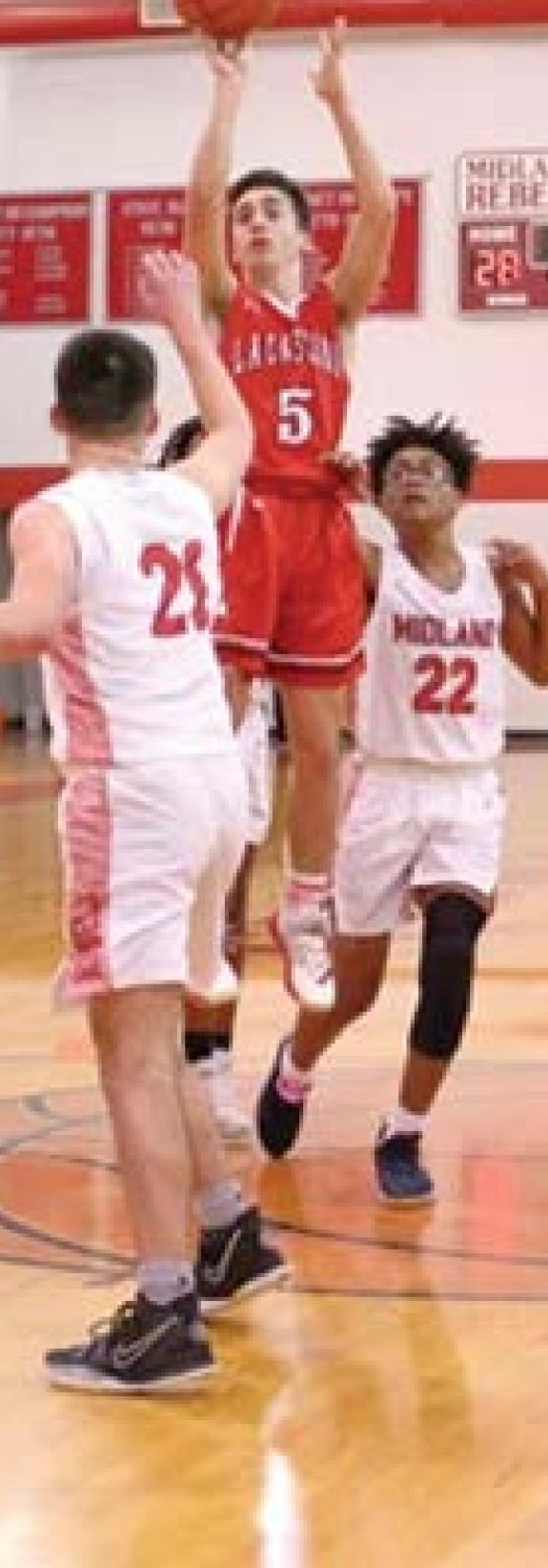 Cardinals rally in fourth to top Midland 61-58