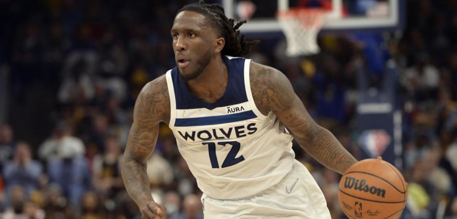AP source: Timberwolves, Prince reach 2-year, $16M extension