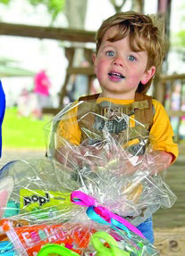 	EASTER CELEBRATING