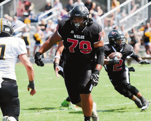 Hounds run away from Warriors, 42-13