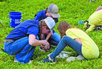 Parish 4-H students participate in camp
