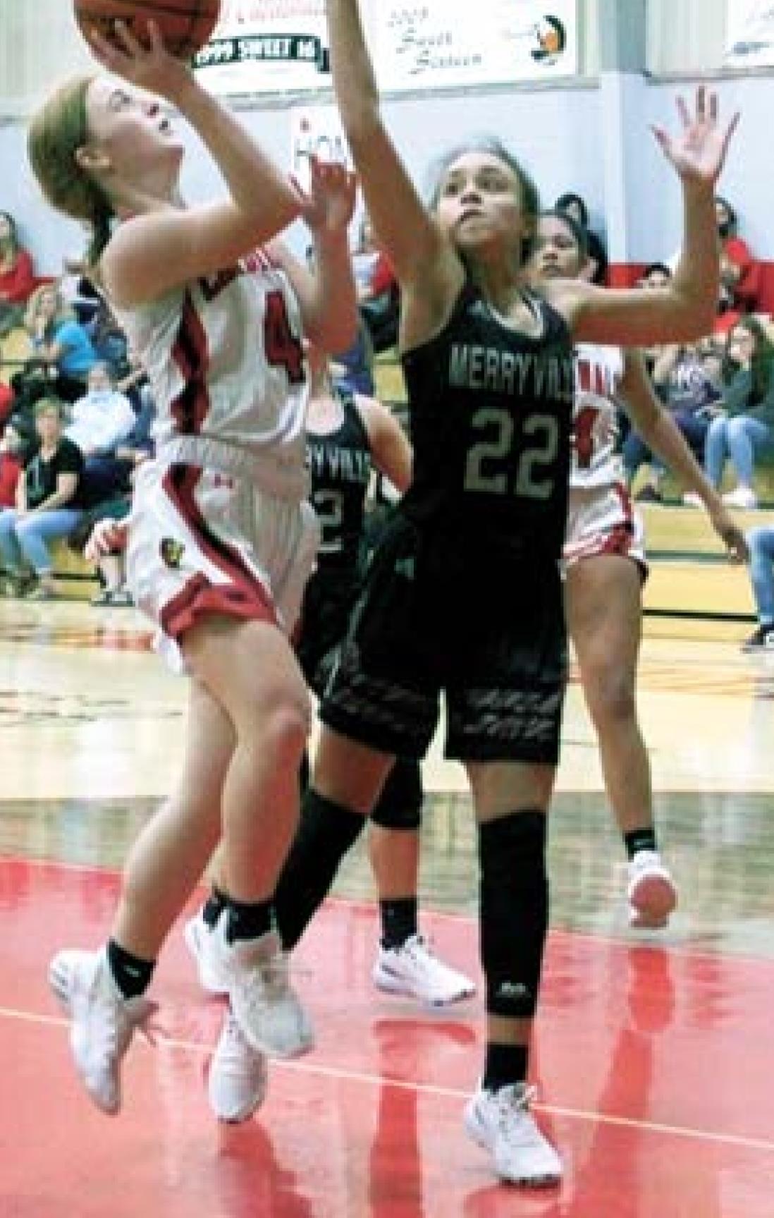 Lady Cards hold off Elizabeth