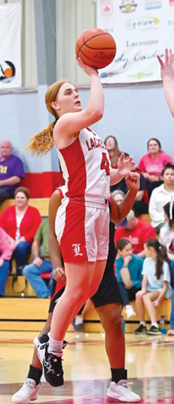 Cooley leads Lady Cards to 52-47 win over Lady Raiders