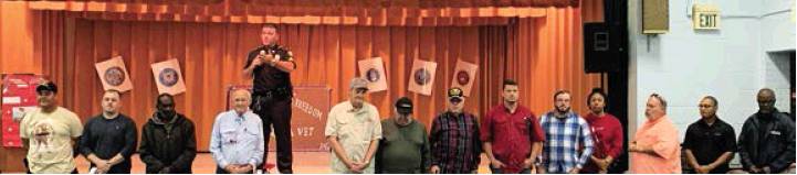 Fenton Elementary welcomes heroes