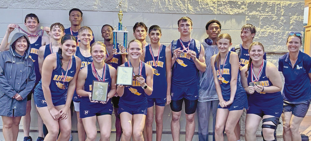 Hornets tear up track
