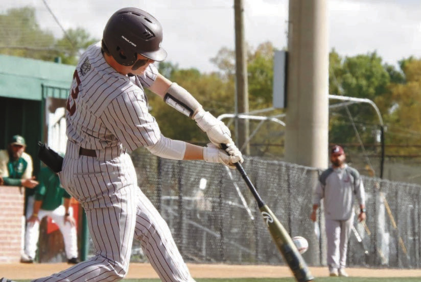 Bulldogs rough up Crowley, 15-3