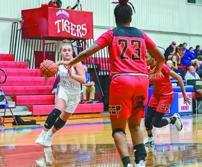 Sketoe's 36 propels LA to win over Grand Lake