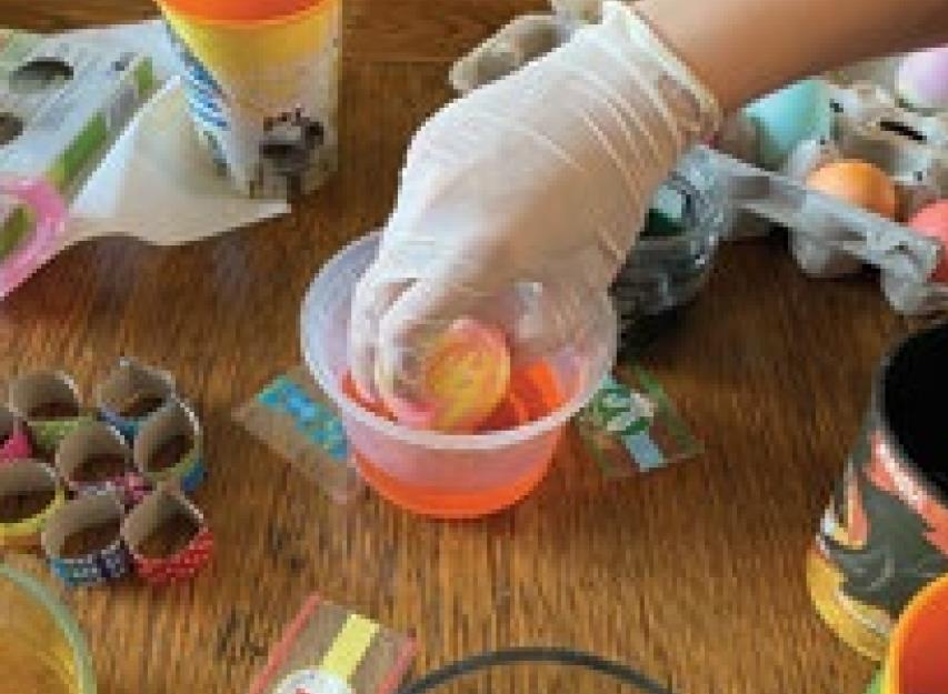 Egg Decorating Kits to Make Egg Dyeing Easy