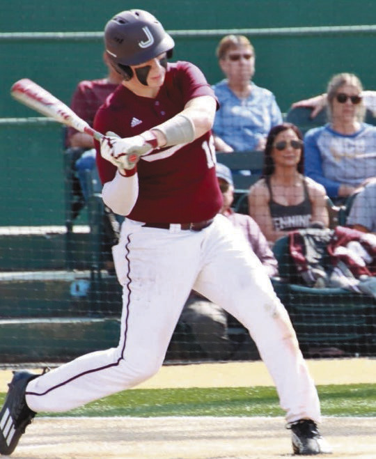 Diamond Dogs sweep DH over David Thibodeaux