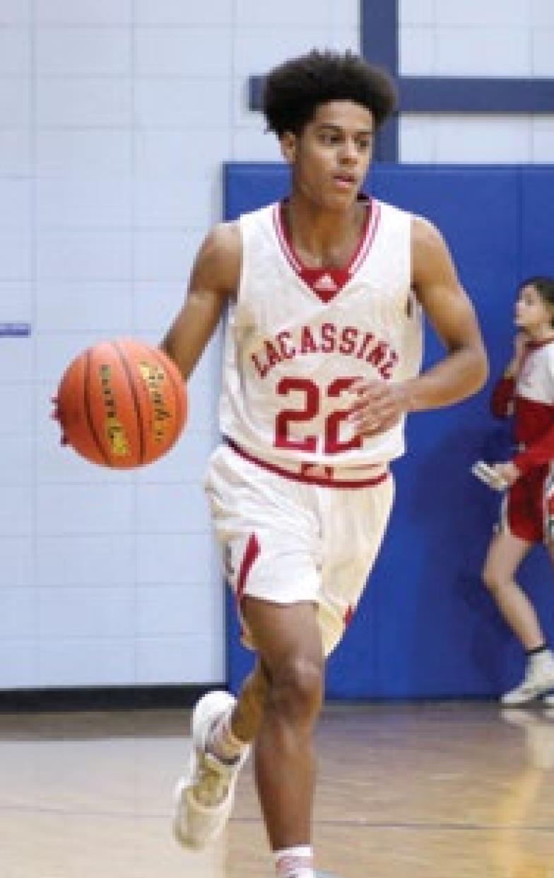 No.5 Cards survive furious Starks rally, 56-54