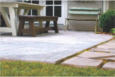 How to select the right outdoor flooring for your yard