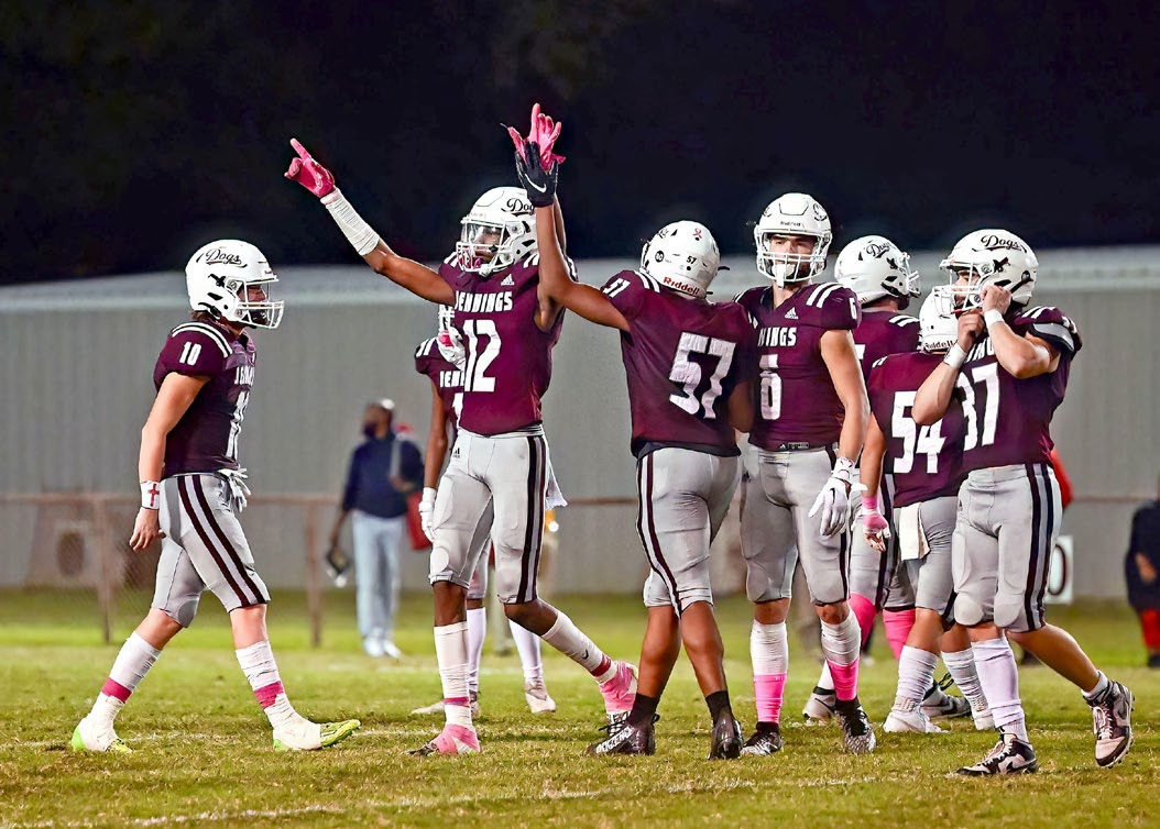 Dogs, Saints set to battle tonight in Sulphur