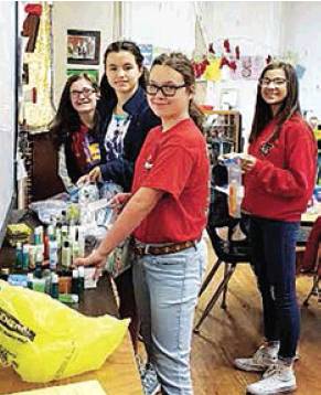 Lacassine Jr. High 4-H Club donates blessing bags