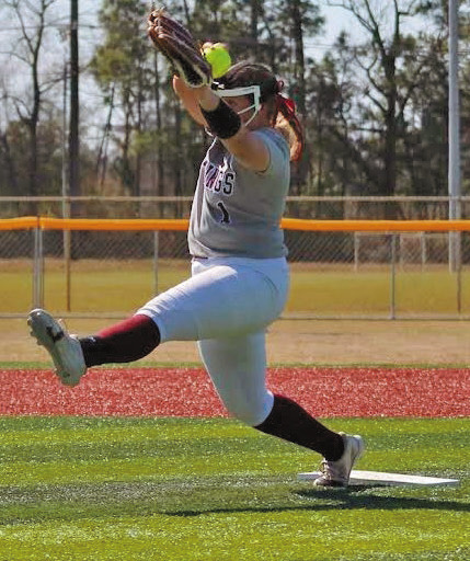Lady Dogs pick up another win with 20-2 thumping of LA