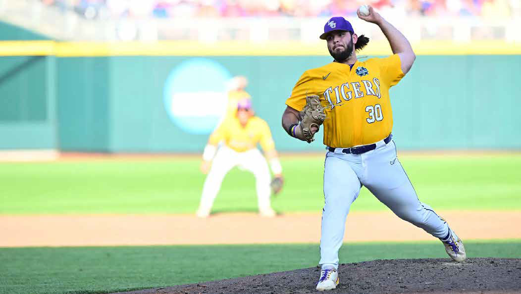 Lefties combine for CWS shutout win over Tennessee, 5-0