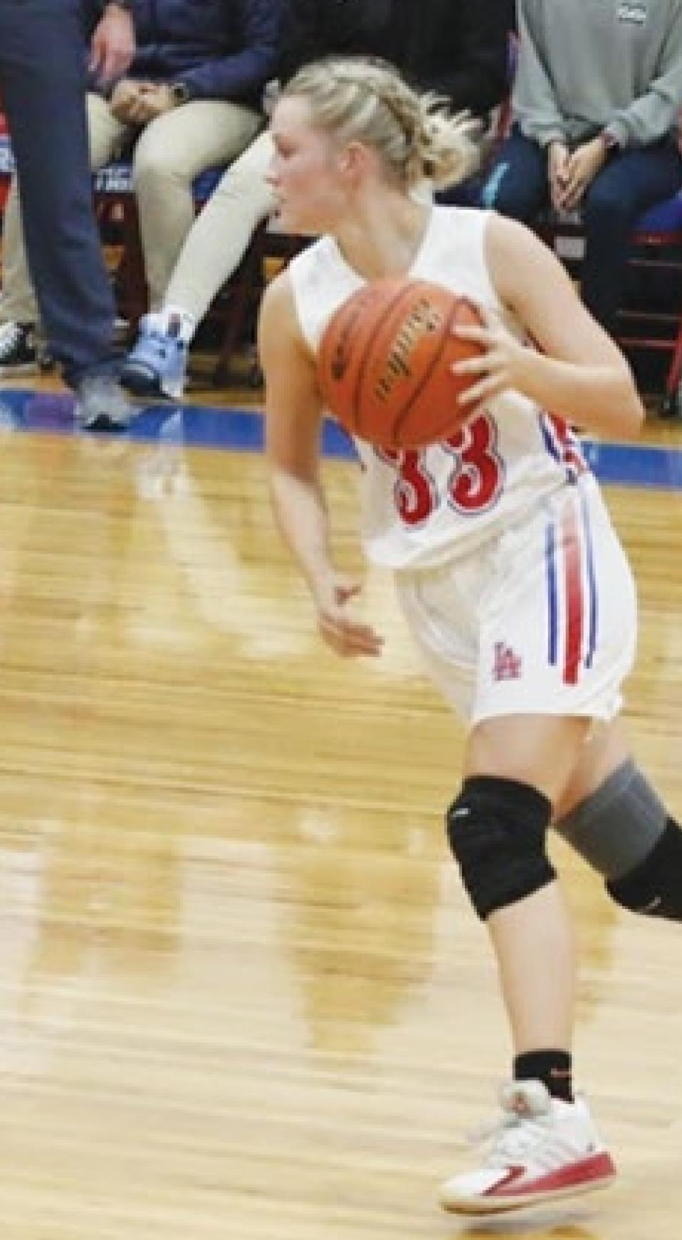 Lady Tigers fend off Southside, 36-32