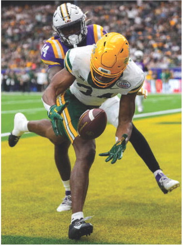 LSU slams Baylor in Texas Bowl, 44-31