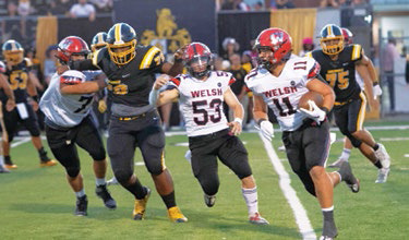 Hounds rally for 20-16 win over tough Loreauville