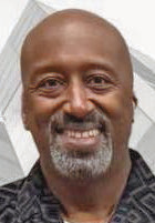 Davis announces council bid