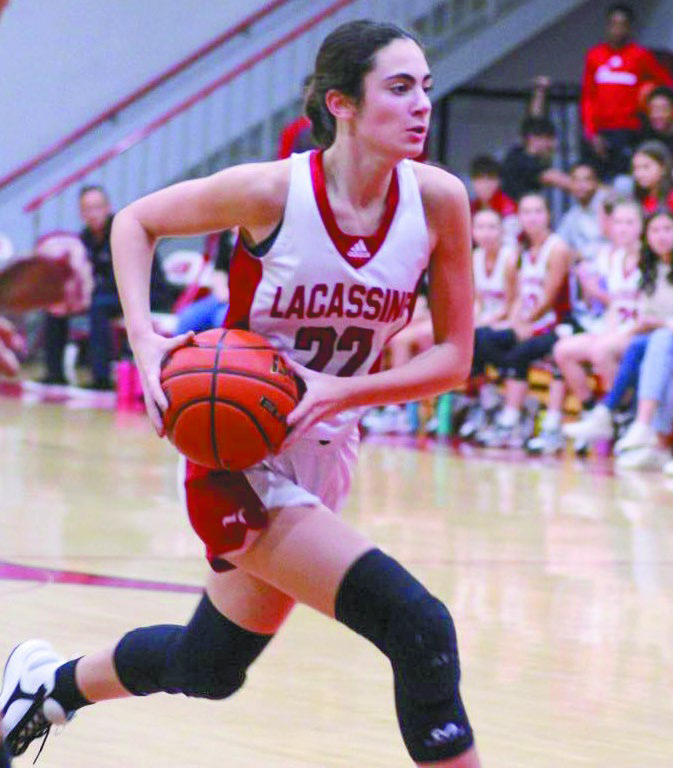 Lacassine earns pair of wins on Homecoming night