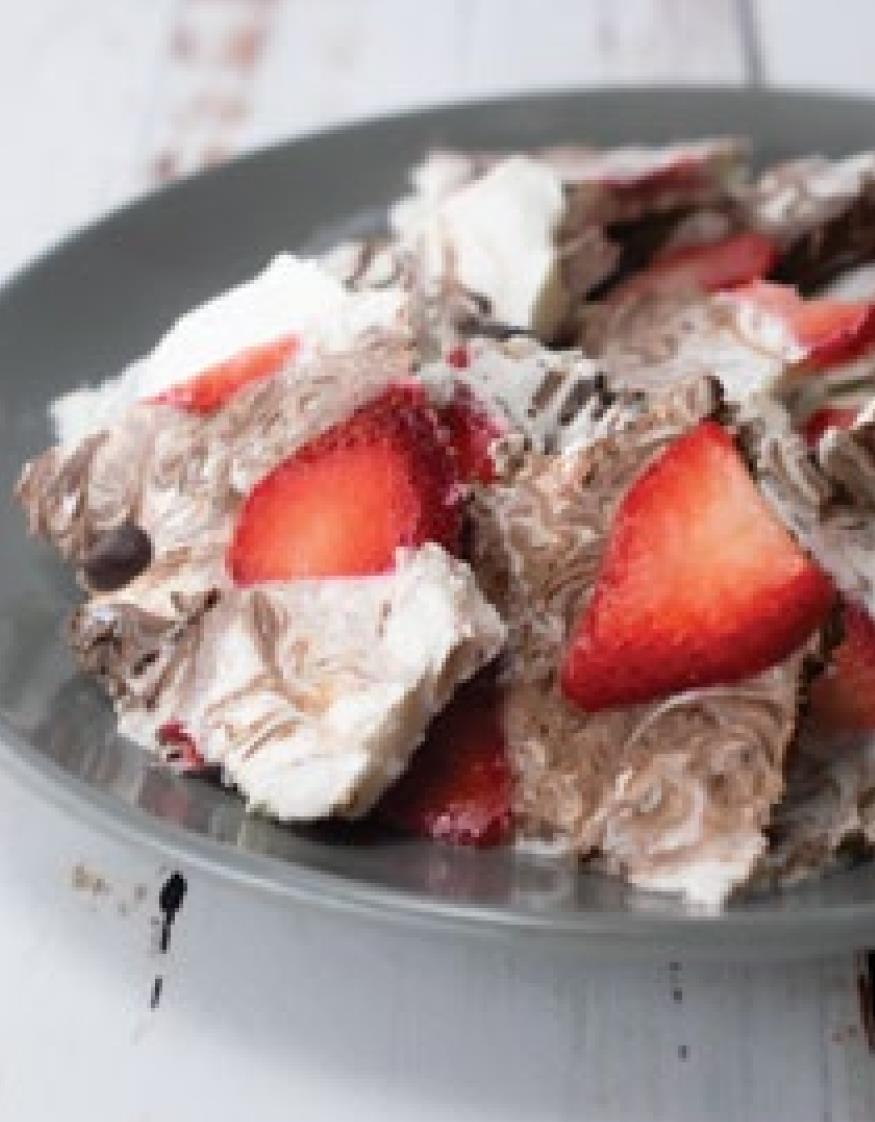 Say Yes to Yogurt with a Better-for-You Snack