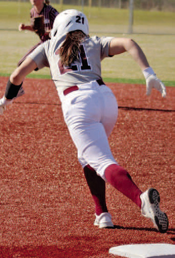 Lady Dogs suer quarternal defeat to North Desoto