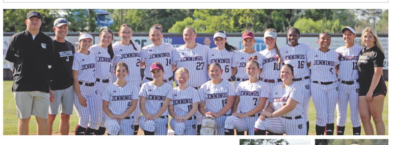 Lady Dogs take on Wolves