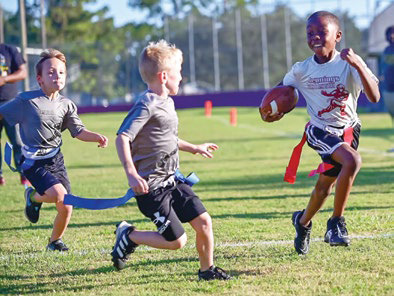 ‘Little Dogs’ Begin Peewee Action