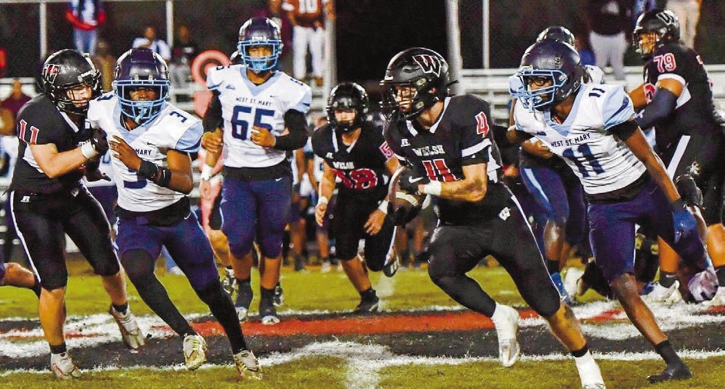 Hounds fall to top-ranked Golden Tornado