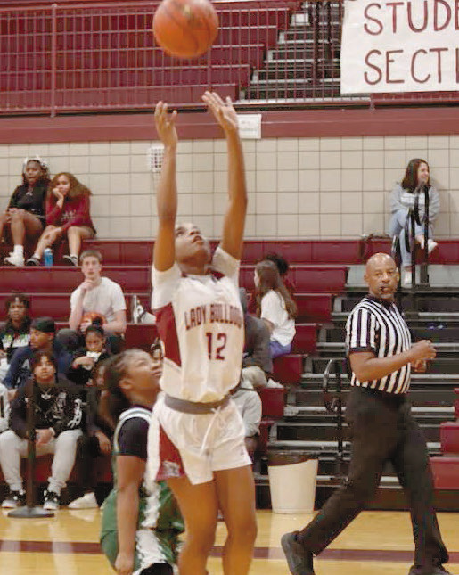 Westlake sweeps past Dogs, Lady Dogs in season finale