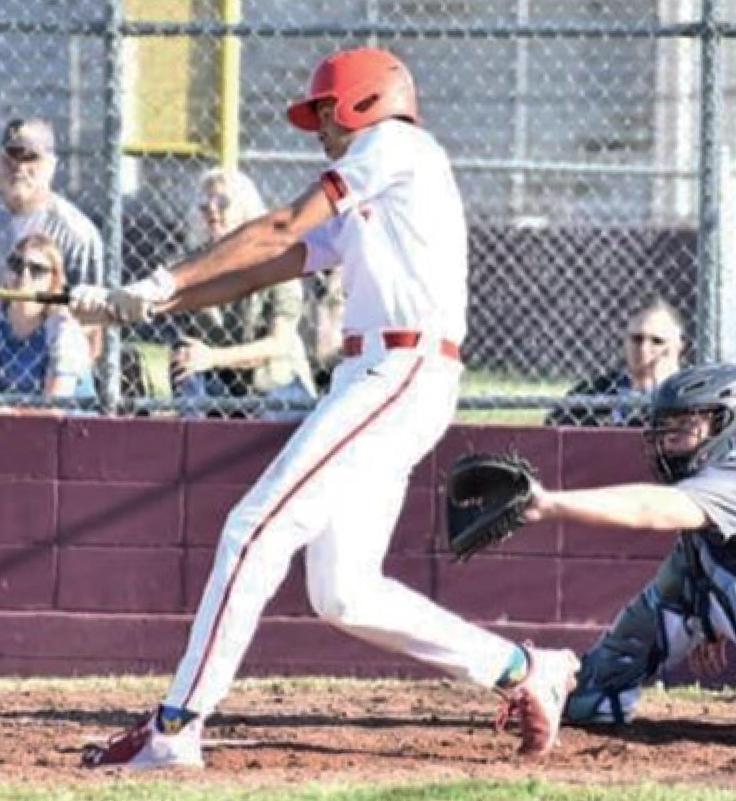 Lacassine polishes off sweep of