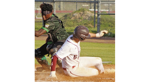 Jennings picks up win against Washington Marion