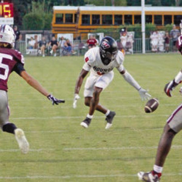 Jennings wins battle of the canines